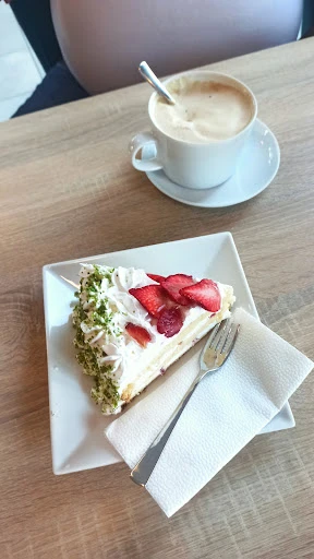 Station Café & Bistro photo 6